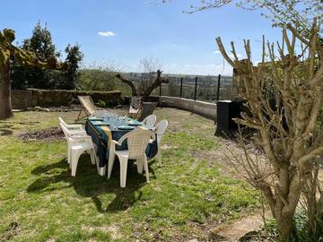 Gîte pour 4 personnes, avec jardin et vue, adapté aux familles dans Montrichard Val de Cher