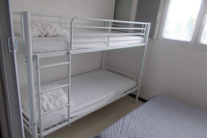 Appartement entier, Appartement T3 avec clim Front de mer entièrement refait et équipé à neuf. in Port-la-Nouvelle, Côte méditerranéenne (France)