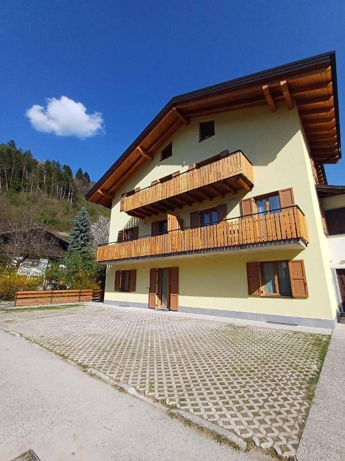 Ferienwohnung für 6 Personen, mit Garten und Terrasse, mit Haustier