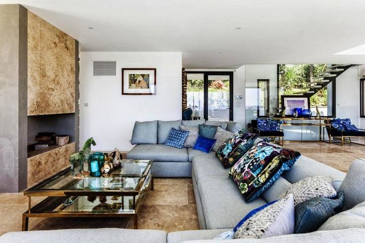 Location de vacances pour 12 personnes, avec jardin ainsi que vue et piscine, animaux acceptés dans Porquerolles - 3