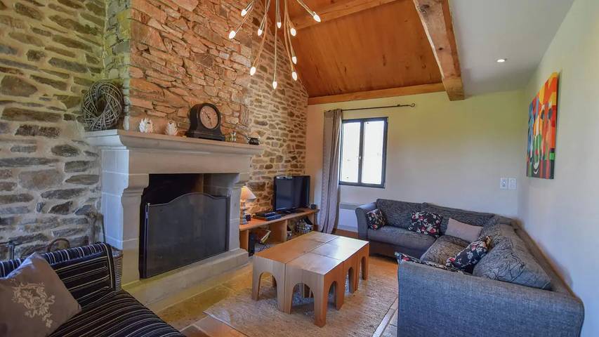 Villa pour 11 personnes, avec jardin ainsi que piscine et terrasse en Dordogne - 3