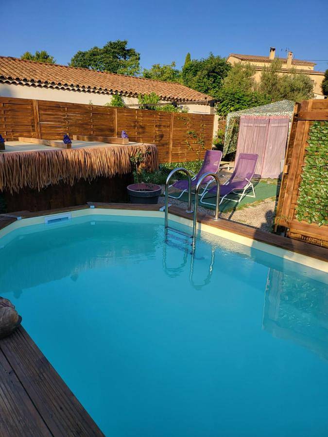 Maison de vacances pour 4 personnes, avec piscine et jardin