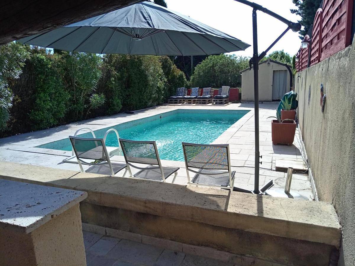 Ganze Ferienwohnung, Le Val du Pyrate Petit déj compris, piscine, parking in Colonzelle, Nyons und Umgebung