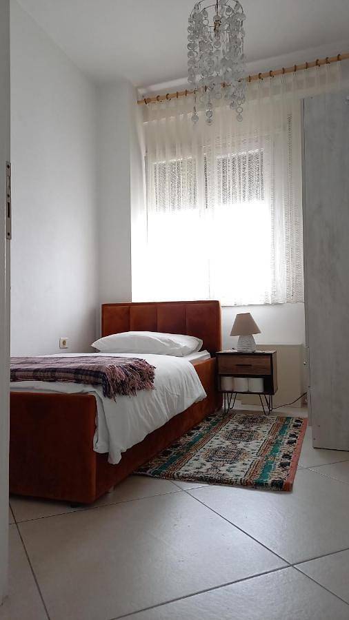 Chambre d’hôte pour 2 personnes, avec vue à Tirana - 4