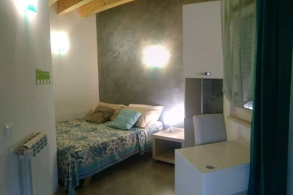 Apartamento entero, Super Comodidad Y Relajación: Playa, wifi, estacionamiento, autobús, cerca de Roma y Fiumicino in Fiumicino, Provincia de Roma