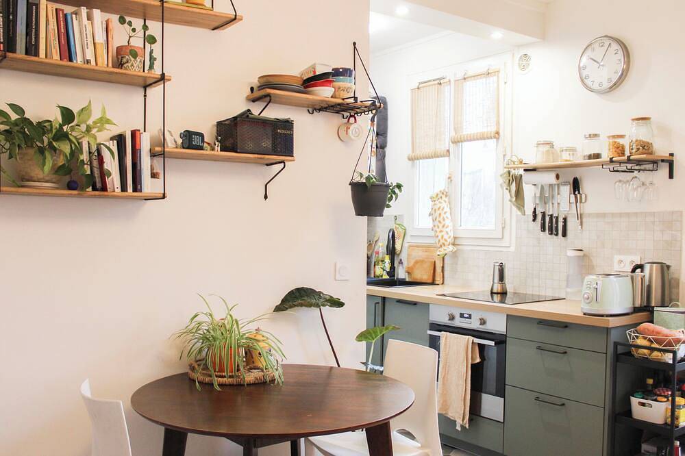 Entire apartment, Bright apartment near Paris for 4 in Fontenay-sous-Bois, Val-de-Marne