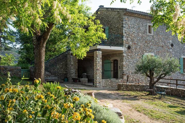 Maison de vacances pour 12 personnes, avec sauna et vue ainsi que piscine et jardin