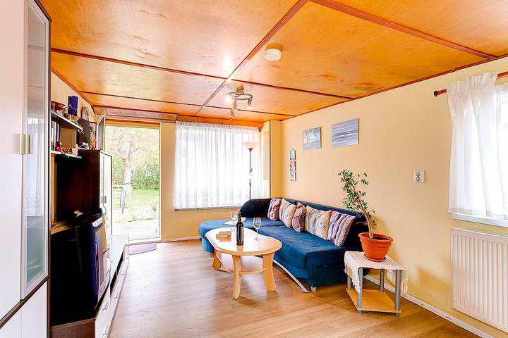 Bungalow für 4 Personen, mit Terrasse und Garten in Stralsund - 3