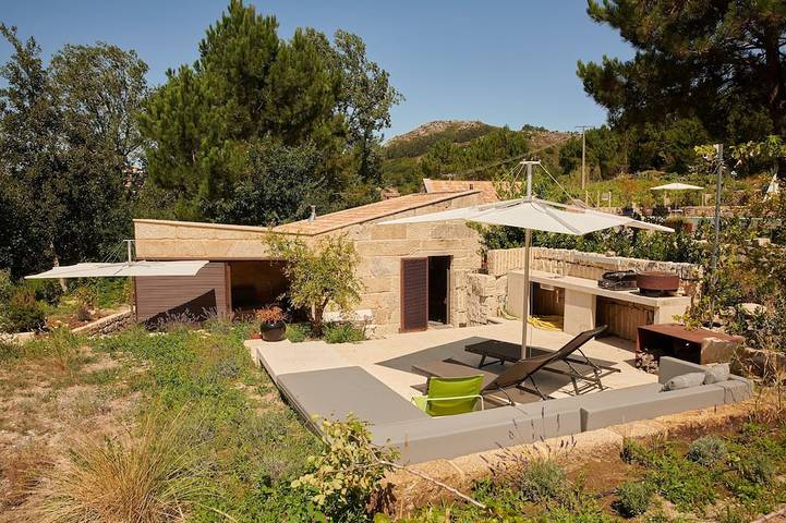 Casa de huéspuedes para 4 personas, con jardín en Cangas