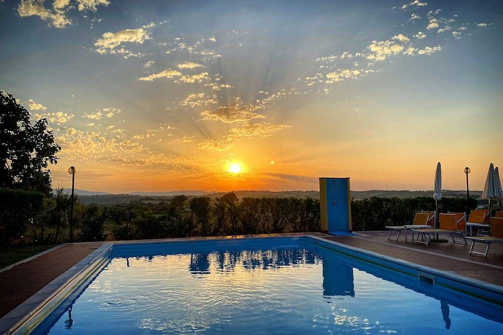 Apartamento entero, Vacaciones Ideales El granjero in Paciano, Provincia de Perugia