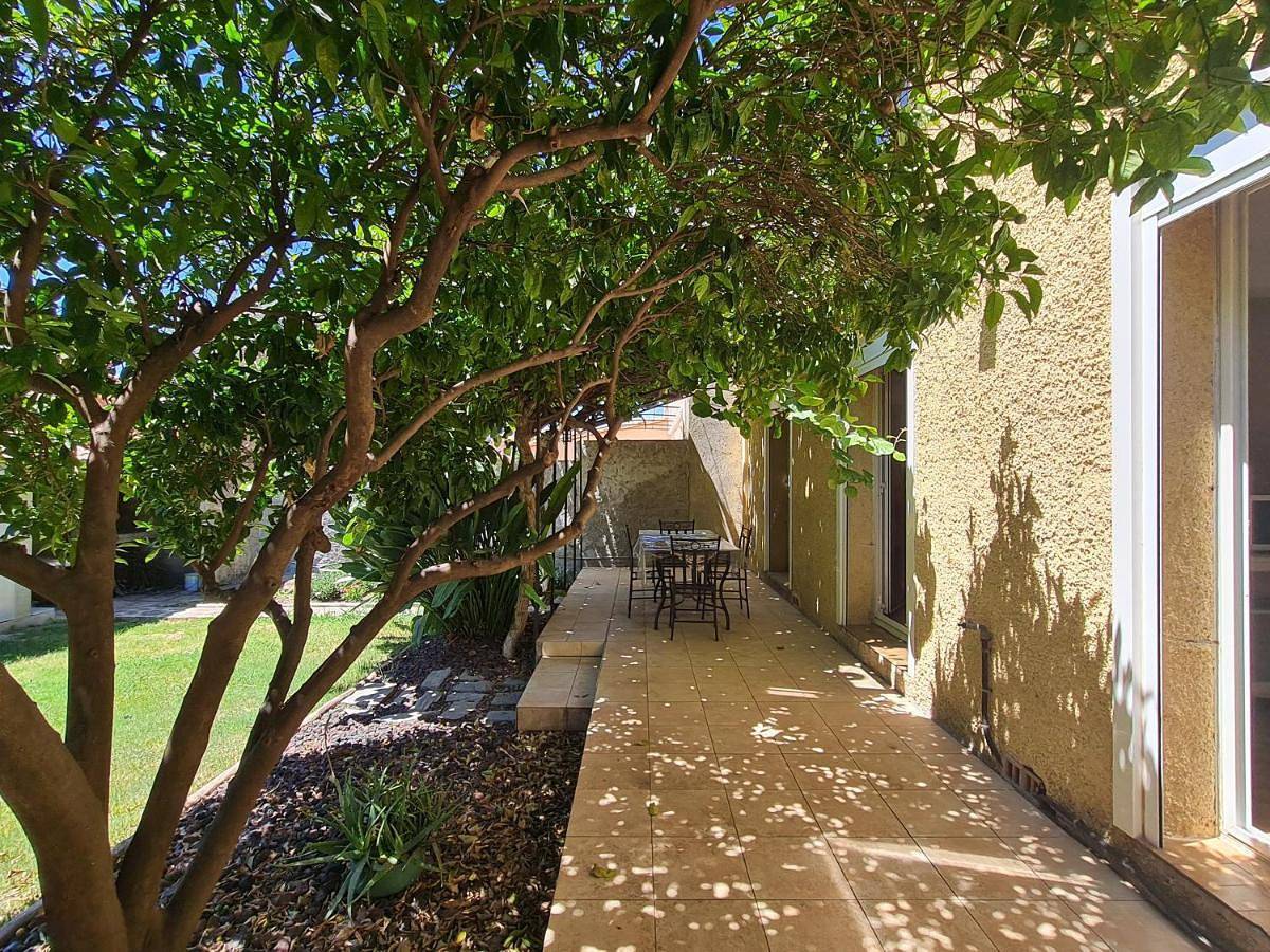 Four-Bedroom House in Rivesaltes, Côte méditerranéenne (France)