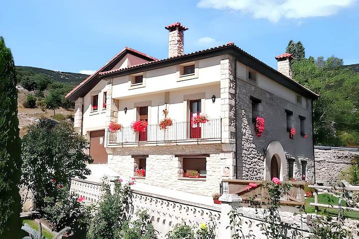 Casa de vacaciones para 10 personas, con jardín - 1