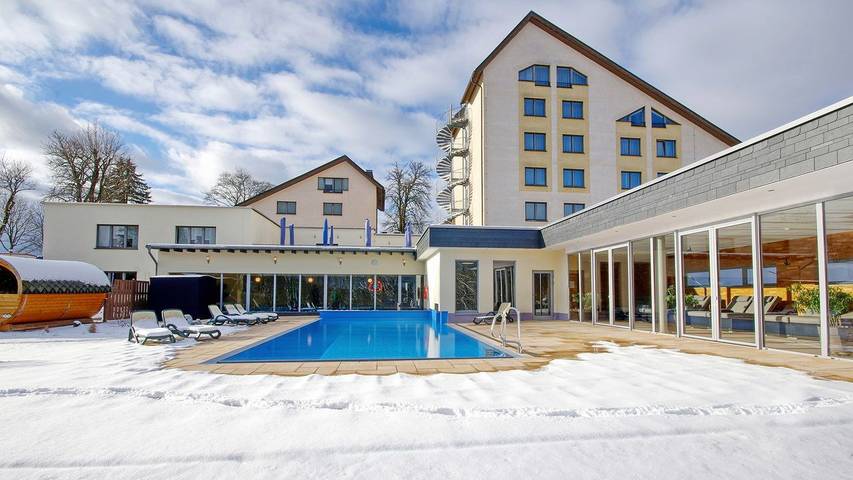 Ferienwohnung für 2 Personen, mit Pool und Sauna, mit Haustier in Schmalkalden