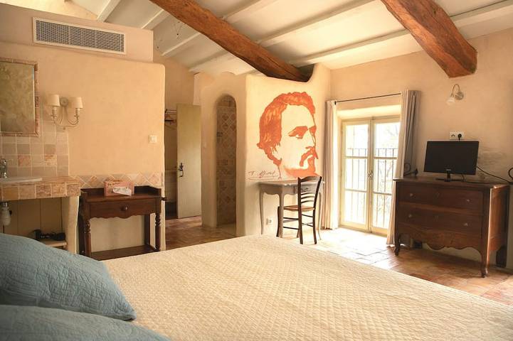 Gîte pour 6 personnes à Saint-Hippolyte-le-Graveyron - 2