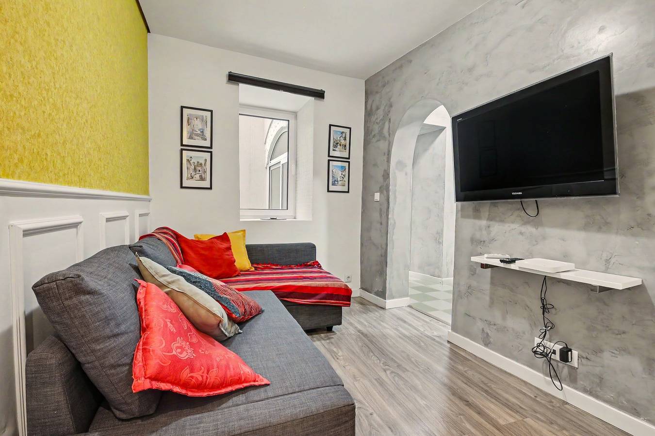 Apartamento entero, Apartamento 'Cantinho Lisboa Florista' con Wi-Fi y aire acondicionado in Misericórdia, Lisboa