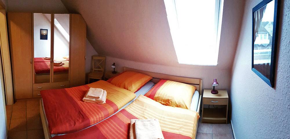 Ferienwohnung für 5 Personen, mit Balkon/Terrasse und Seeblick sowie Balkon am Hafen Büsum - 4