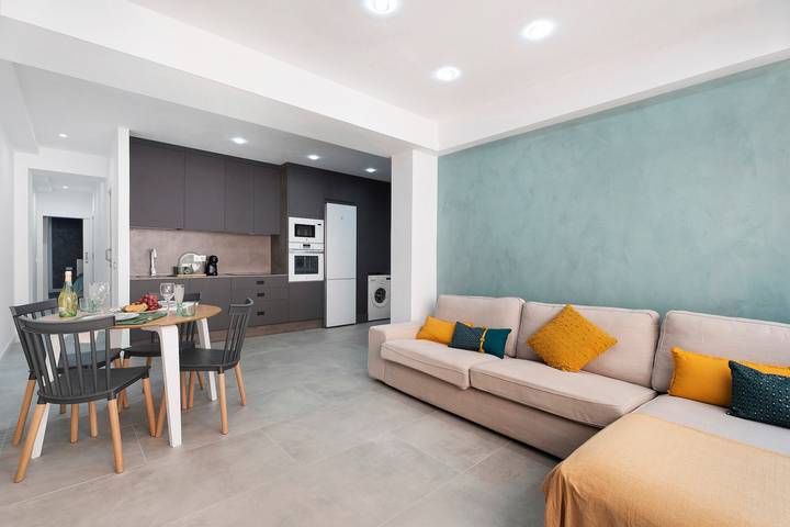 Apartamento entero, Apartamento de vacaciones 'Trébol' con Wi-Fi in Distrito Centro-Ifara, Santa Cruz de Tenerife