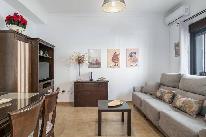 Appartamento vacanze per 4 persone, con balcone, adatto a famiglie con bambini - 1