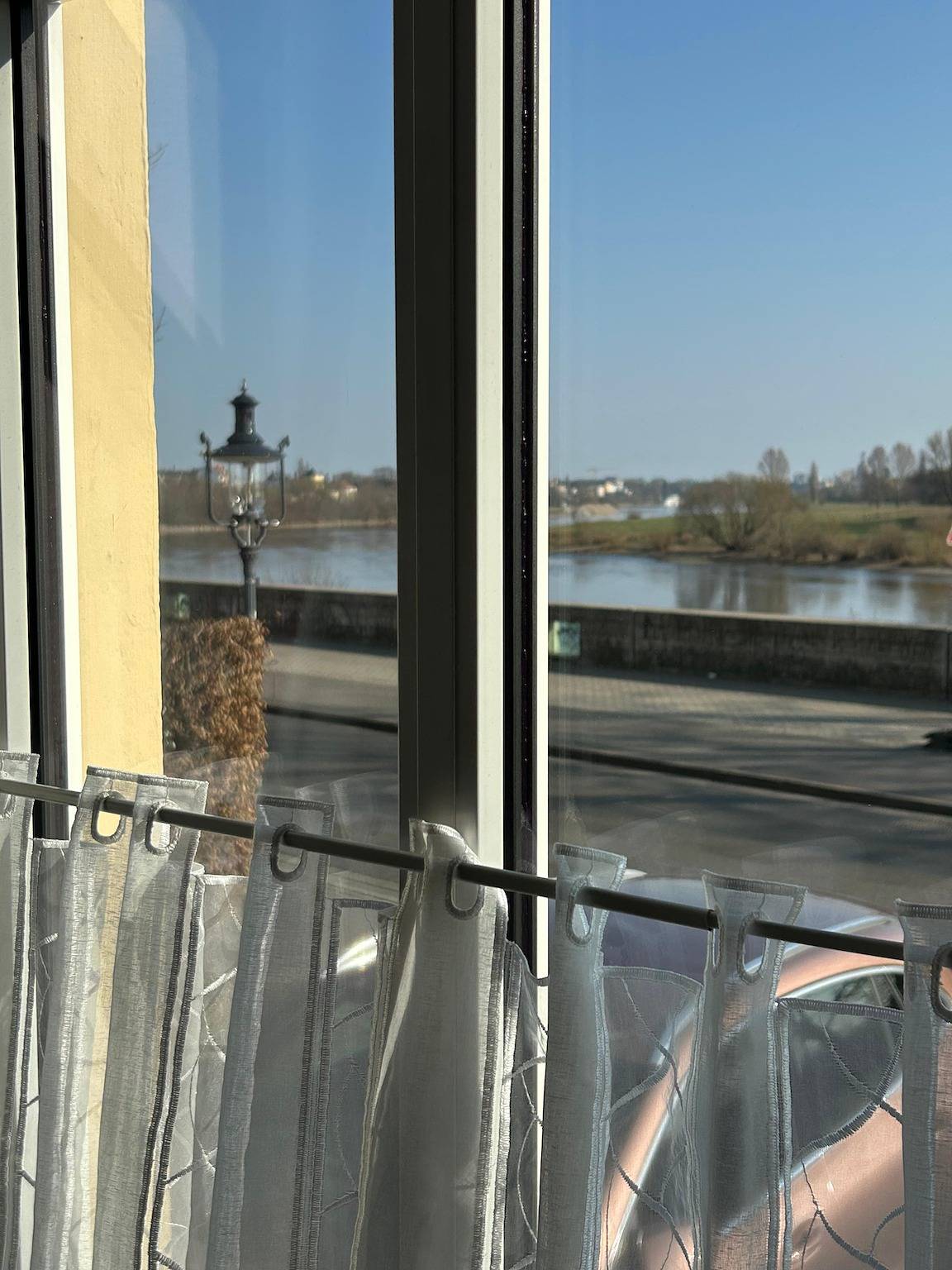 Ganze Ferienwohnung, Ambiente an der Elbe - Ferienwohnung Og in Pieschen (Dresden), Dresden