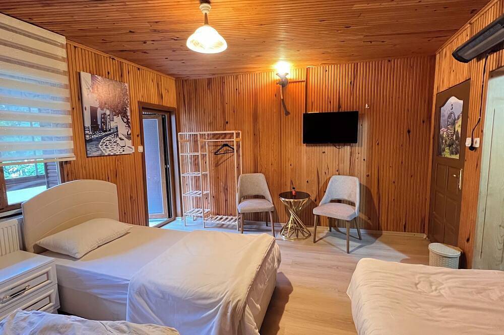 Entire apartment, 3-bedroom apartment in lovely Trabzon, Uzungol with Wifi in Çaykara, Trabzon Province