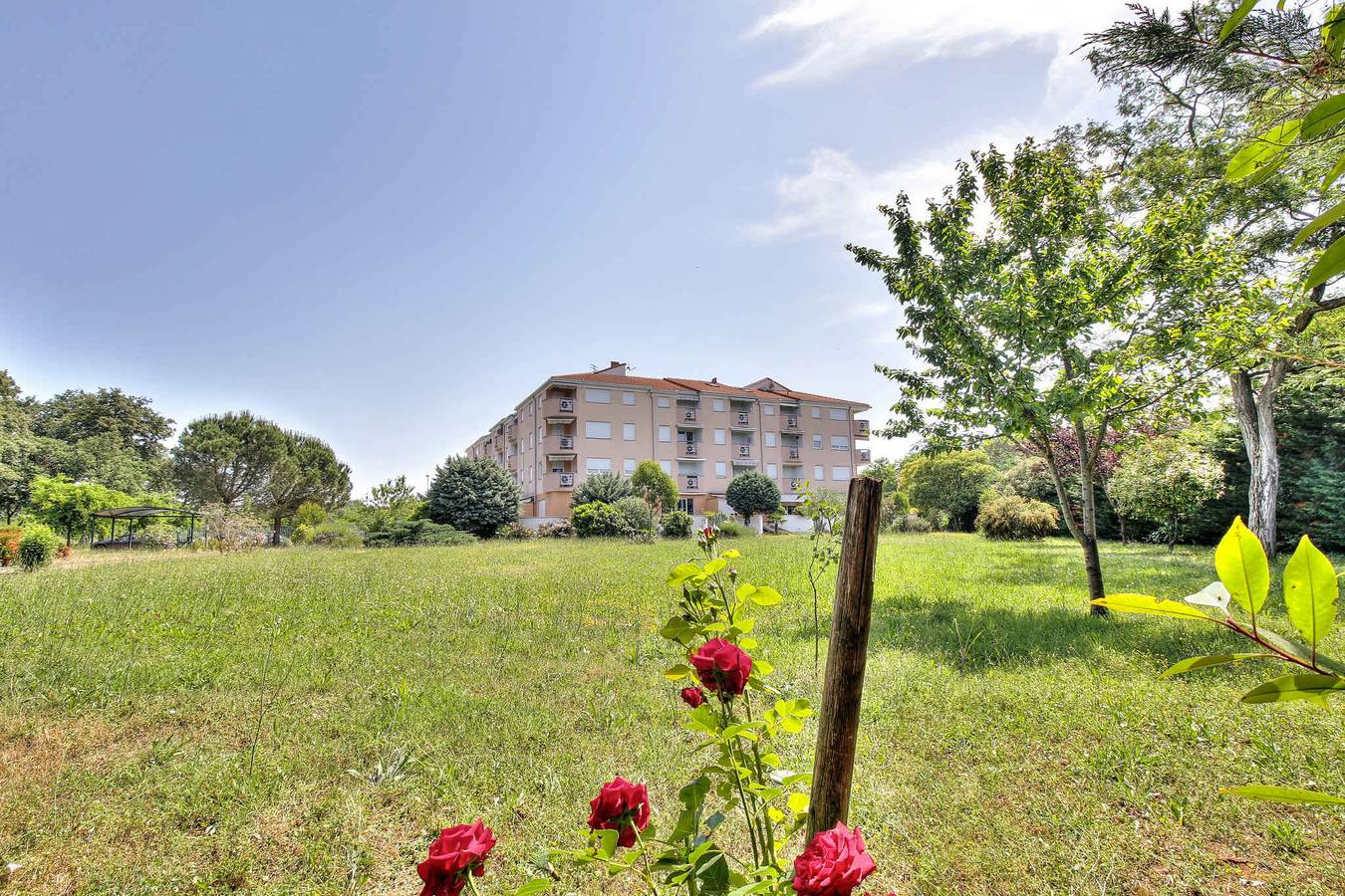 Cijeli apartman za odmor, Holiday apartment mit Klimaanlage und Balkon  in Umag, Umag Region