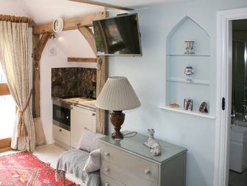 Holiday Rental for 2 People in Turville, Buckinghamshire, Photo 2
