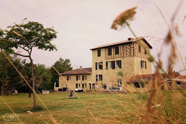 Gîte pour 4 personnes, avec jardin ainsi que piscine et vue à Auch - 2