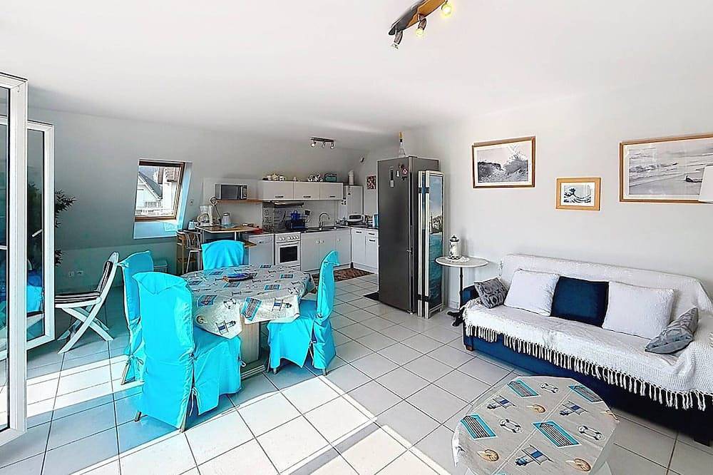 Ganze Wohnung, Charmante Wohnung mit Pool und Wlan, 2 Zimmer, Balkon und privatem Parkplatz in Strandnähe in Merville-Franceville-Plage, Caen und Umgebung