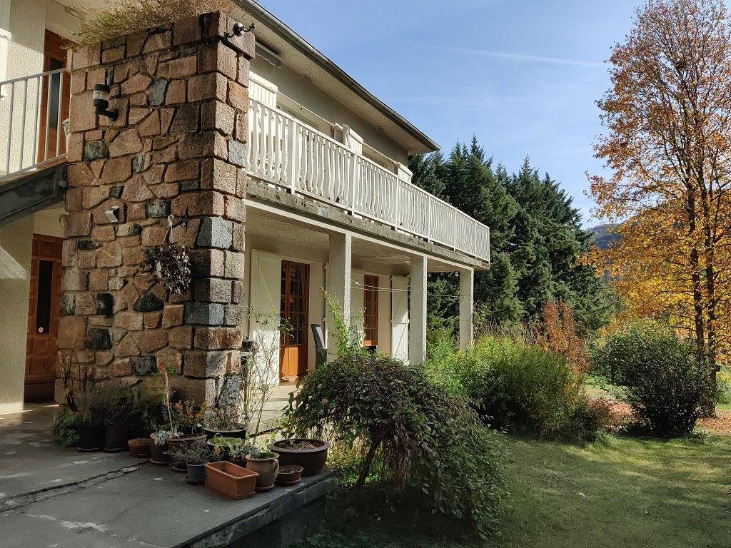 Appartement entier, Grand appartement Coumenios in Moulis (Ariège), Parc naturel régional des Pyrénées ariégeoises