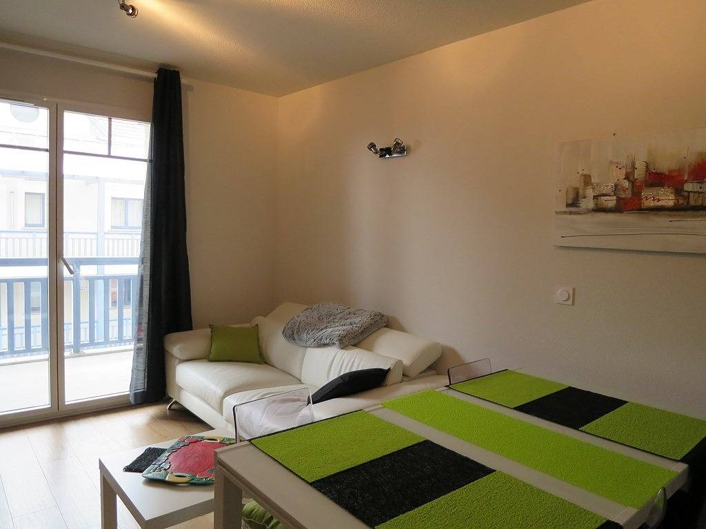 Ganze Ferienwohnung, 44 qm Wohnung in einer Residenz mit Pool in Biscarrosse Plage, Biscarrosse