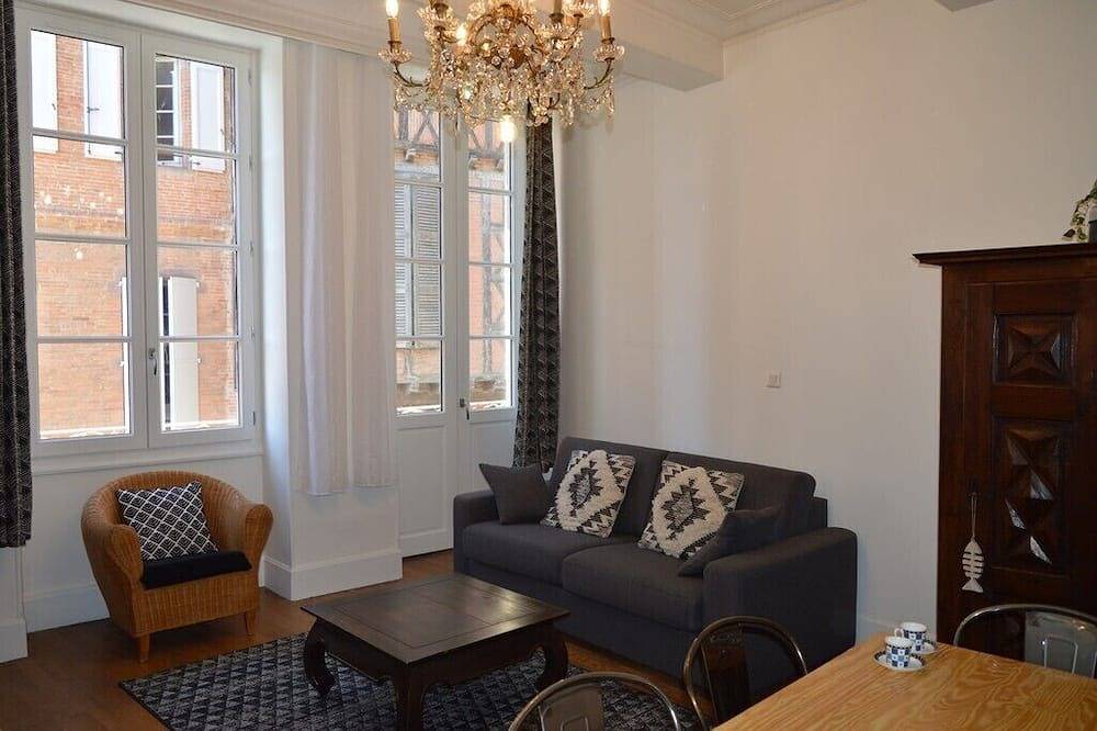 Appartement entier, Appartement 90m2+Parking au pied de la Cathédrale in Albi, Région d'Albi