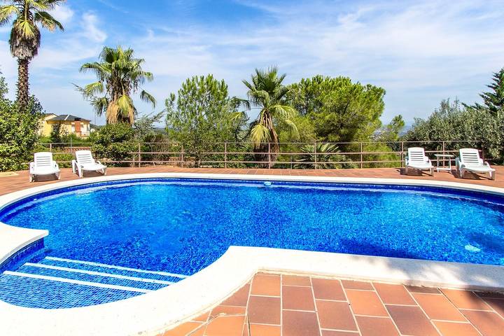 Chalet para 6 personas, con jardín, Se admiten mascotas en Provincia de Barcelona - 3