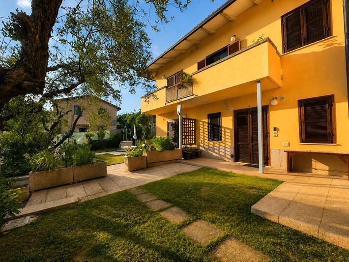 Ferienwohnung für 4 Personen, mit Garten in San Feliciano