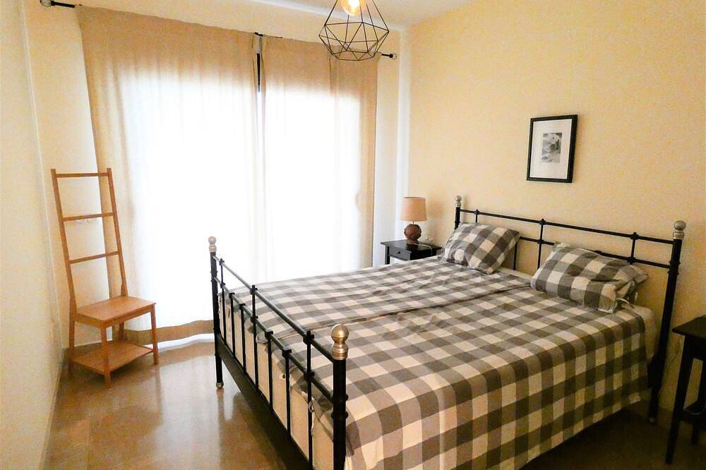 Hel lejlighed, Ferielejlighed for 4 personer med jacuzzi in Playa de La Alcaidesa, San Roque