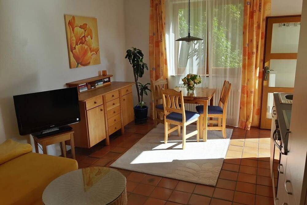 Ganze Wohnung, Ferienwohnung Pinie, Deutschland in Hambach (Neustadt), Neustadt an der Weinstraße