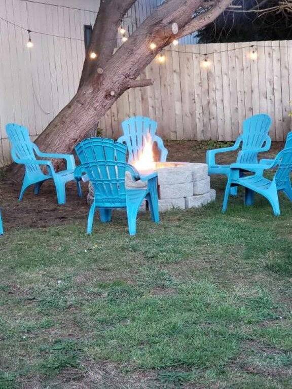 The Coasty Cabin - Private Home - 2 blks to beach - Pets Ok! - Enclosed Backyard in Oceanlake, Lincoln City