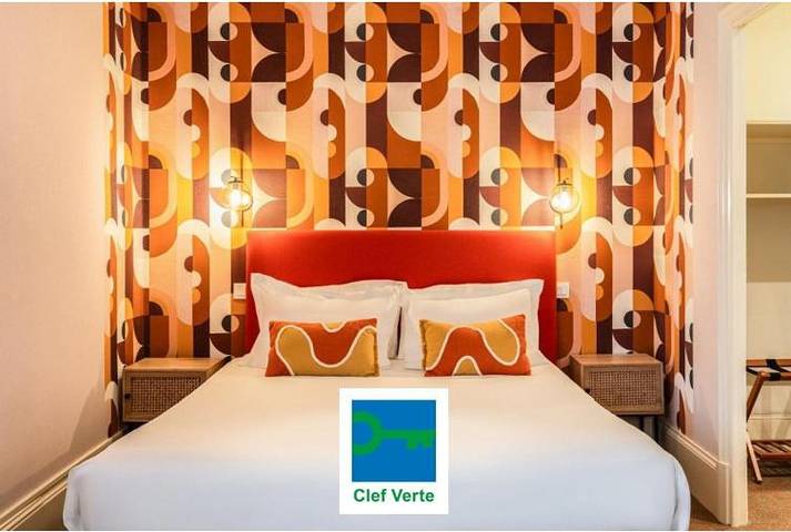 Hôtel pour 4 personnes, avec sauna ainsi que jacuzzi et jardin