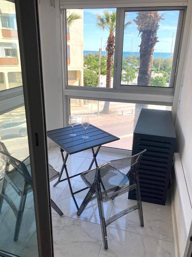 Gîte pour 4 personnes, avec balcon et vue dans Port de la Grande Motte - 3