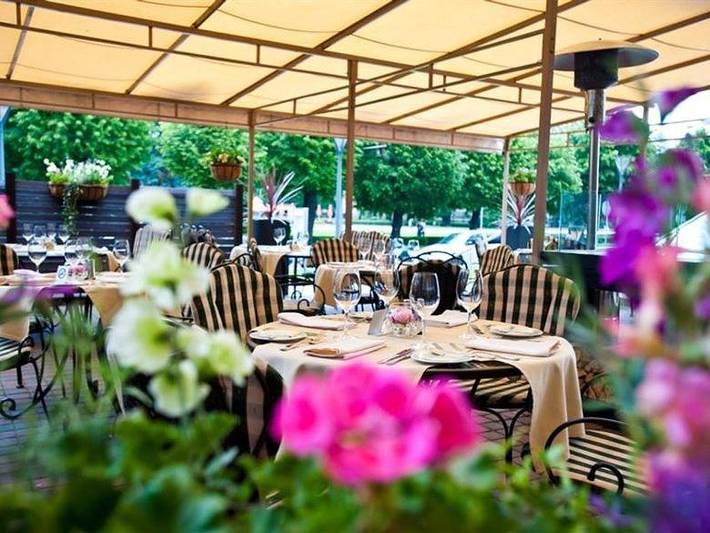 Hotel für 2 Personen, mit Garten und Ausblick sowie Sauna, mit Haustier in Riga
