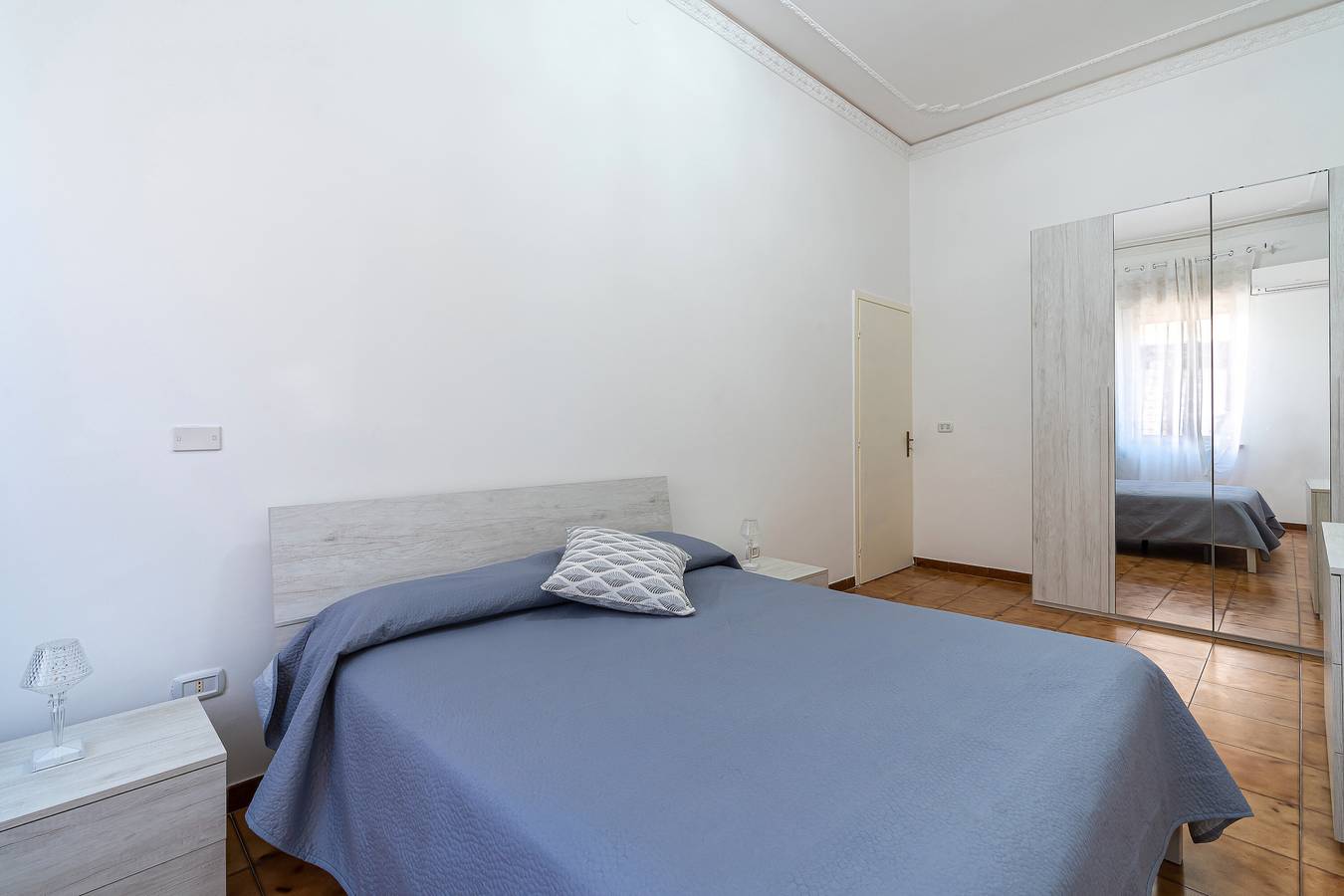 Apartamento entero, Apartamento 'Ciuri' con Wi-Fi y Aire Acondicionado in Avola, Provincia de Siracusa