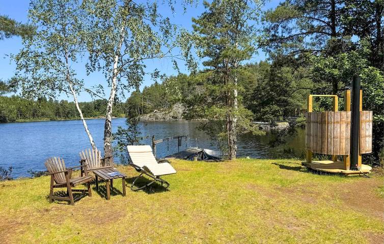 Ferienhaus für 9 Personen, mit Terrasse und Seeblick sowie Sauna und Garten, mit Haustier in Hultsfreds und Umgebung - 4