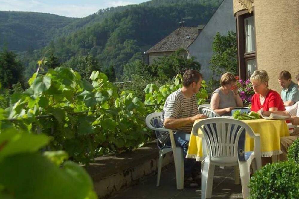 Chambre double douche / Wc / balcon - Winzerhaus Haas-Lenz in Zell Stadt (Mosel), Zell (Mosel)