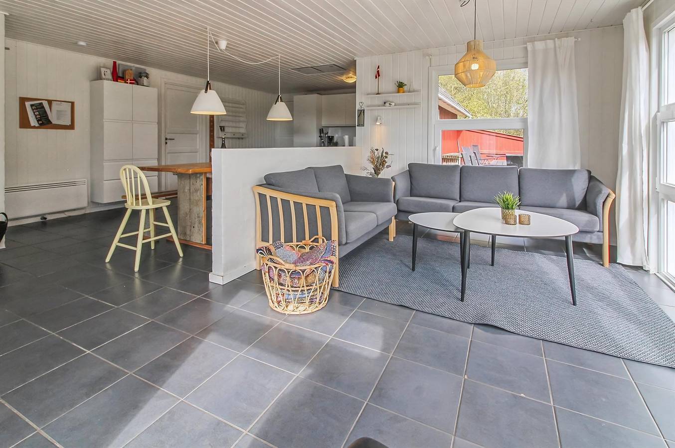 Nice home in Rømø w/ 5 Bedrooms, Indoor swimming pool and Wifi in Toftum, Rømø