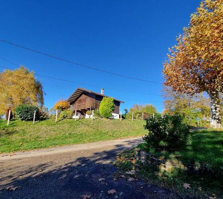Gîte pour 6 personnes, avec Balcon ainsi que Jardin et Vue à Journans