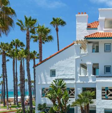 Vacation rental for 2 people, with hot tub and sauna as well as balcony in San Clemente