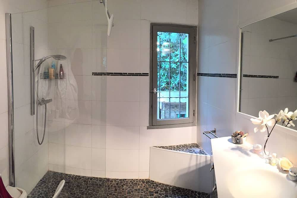 Montpellier  villa 8 personnes  dans un quartier calme, piscine privée in Hôpitaux-Facultés, Montpellier