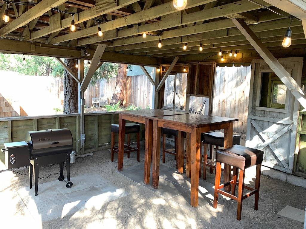 Log Cabin for 4 Guests in Idyllwild, Riverside County