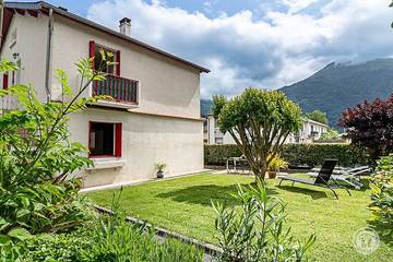 Gîte pour 4 personnes, avec jardin à Pierrefitte-Nestalas