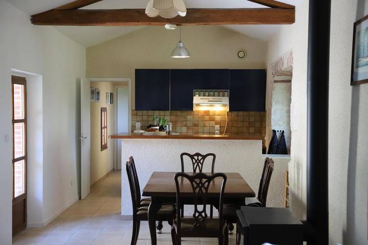 Location de vacances pour 6 personnes, avec vue et jardin, animaux acceptés à Senouillac - 2