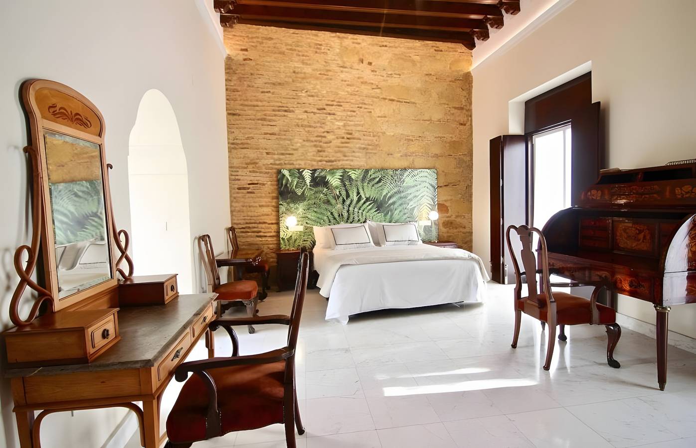 Entire apartment, Apartment 'Siglo Xvii' with Balcony, Wi-Fi and Air Conditioning in El Puerto de Santa María, Costa de la Luz